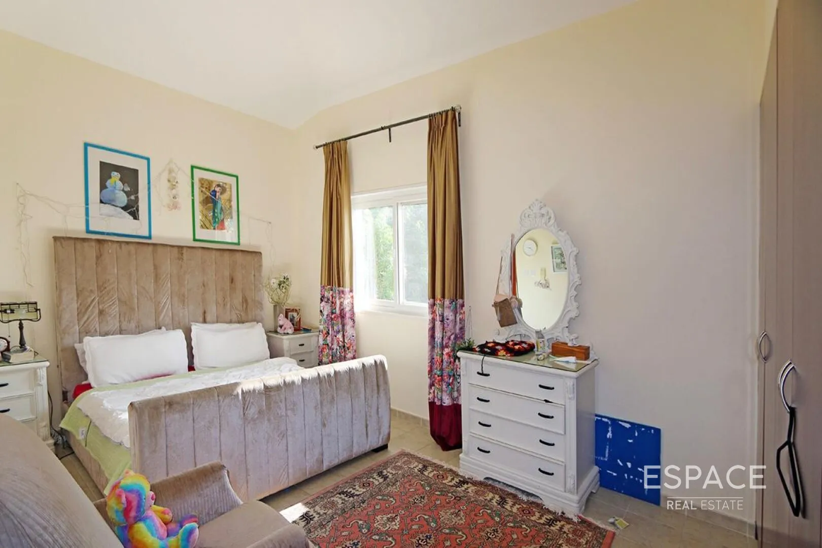 PropertiesGalleryCamera