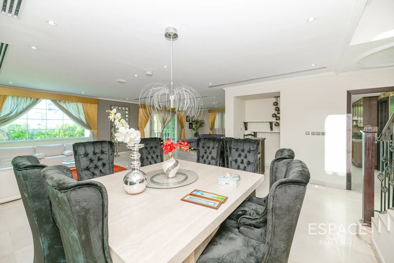 single static gallery