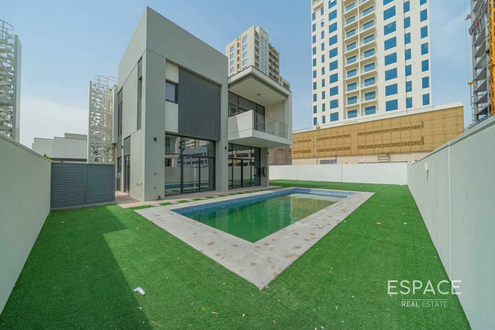 single static gallery