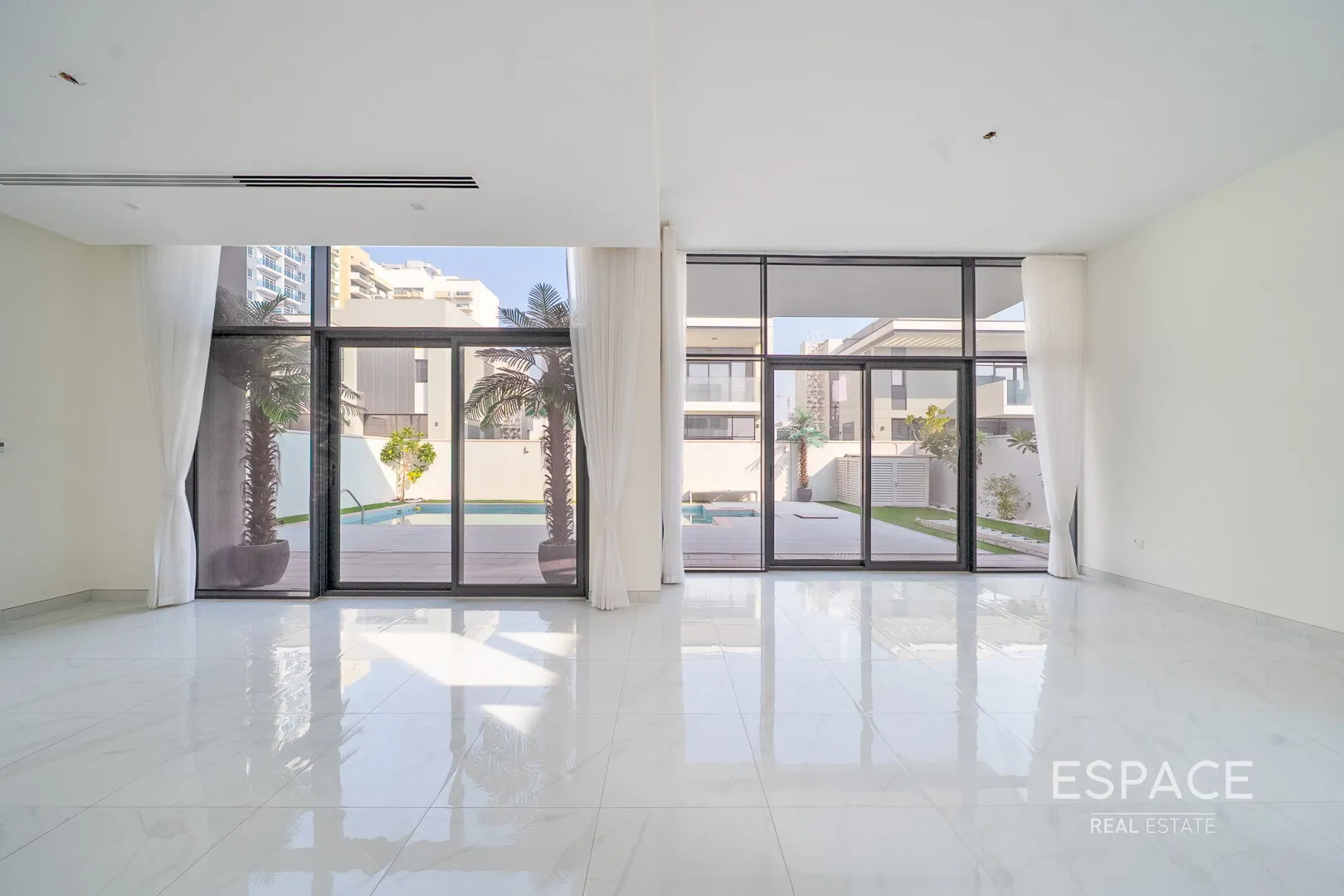 single static gallery