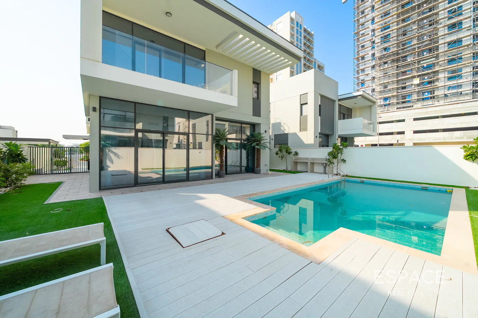 single static gallery