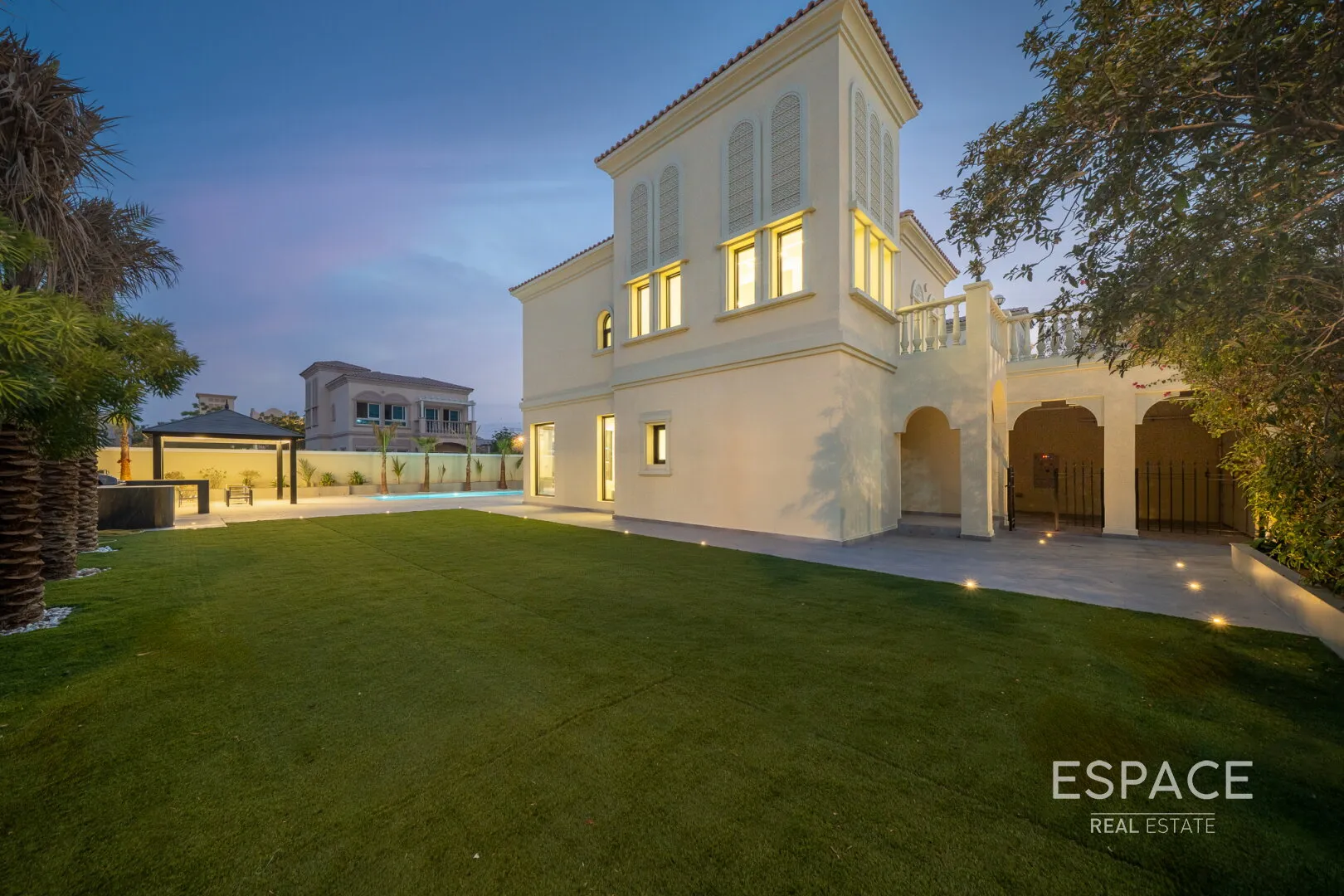 PropertiesGalleryCamera