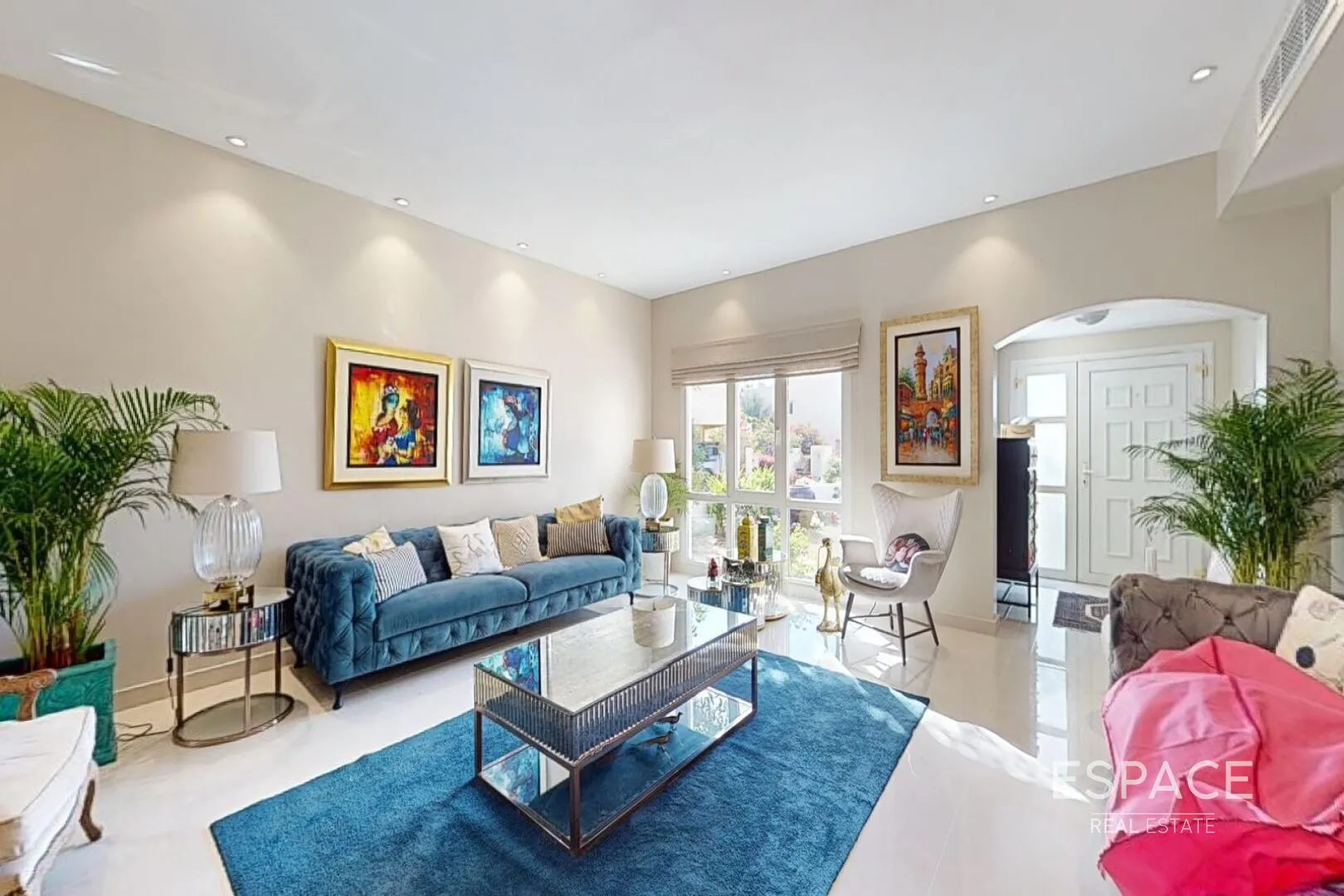 PropertiesGalleryCamera