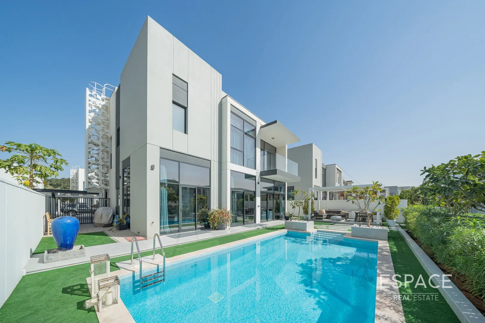 single static gallery