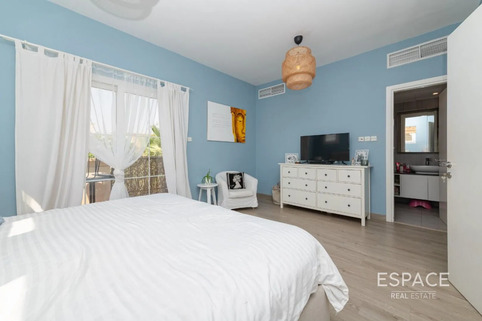 single static gallery