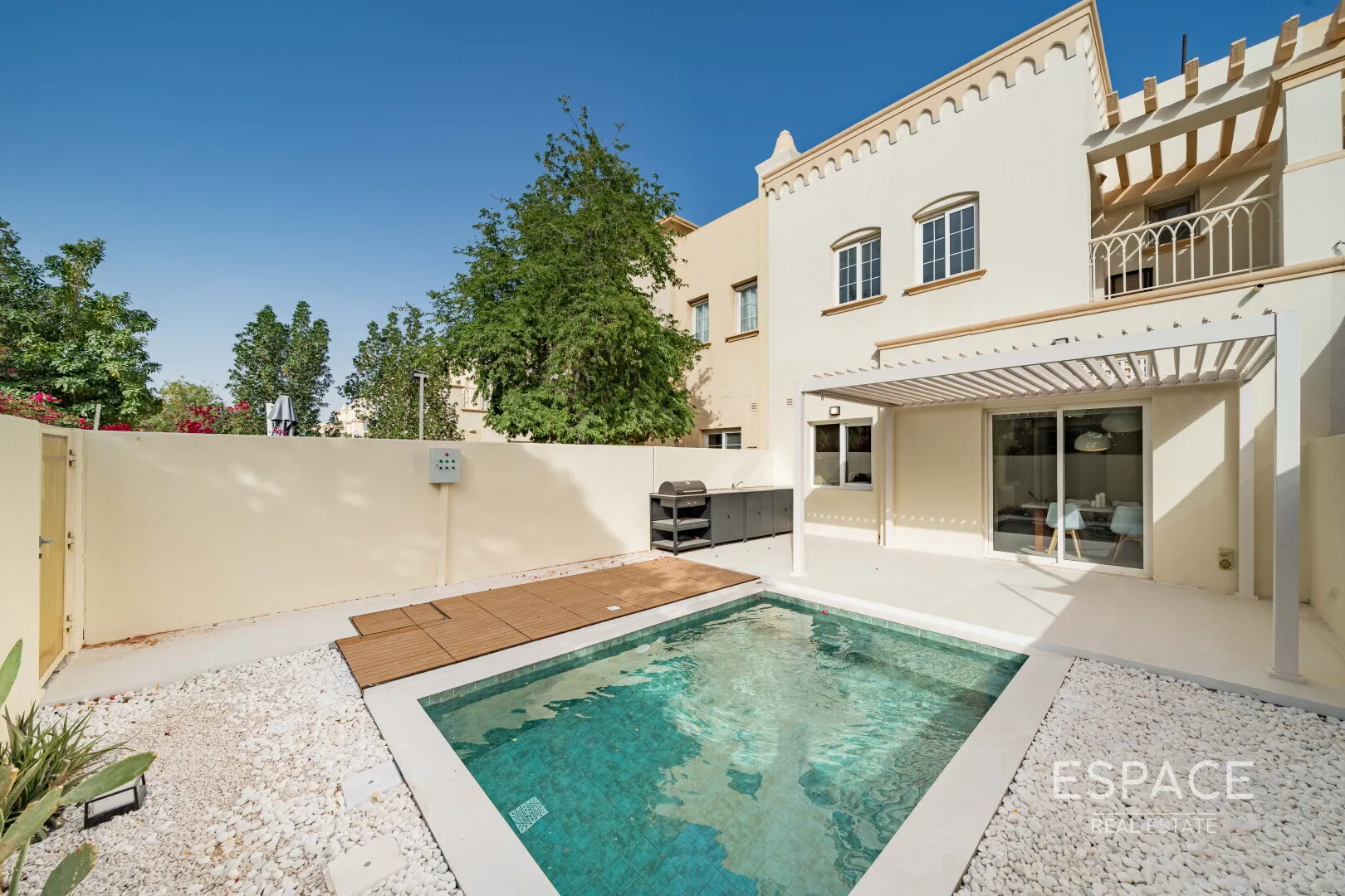 single static gallery