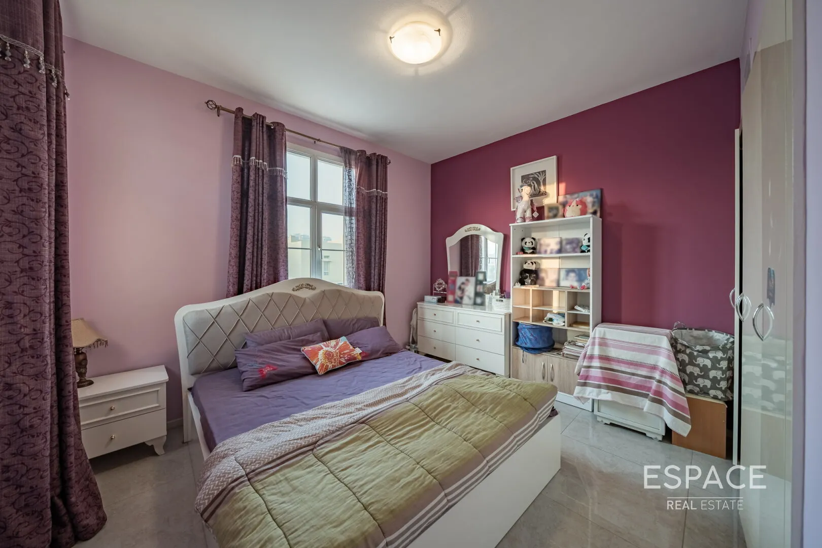 PropertiesGalleryCamera