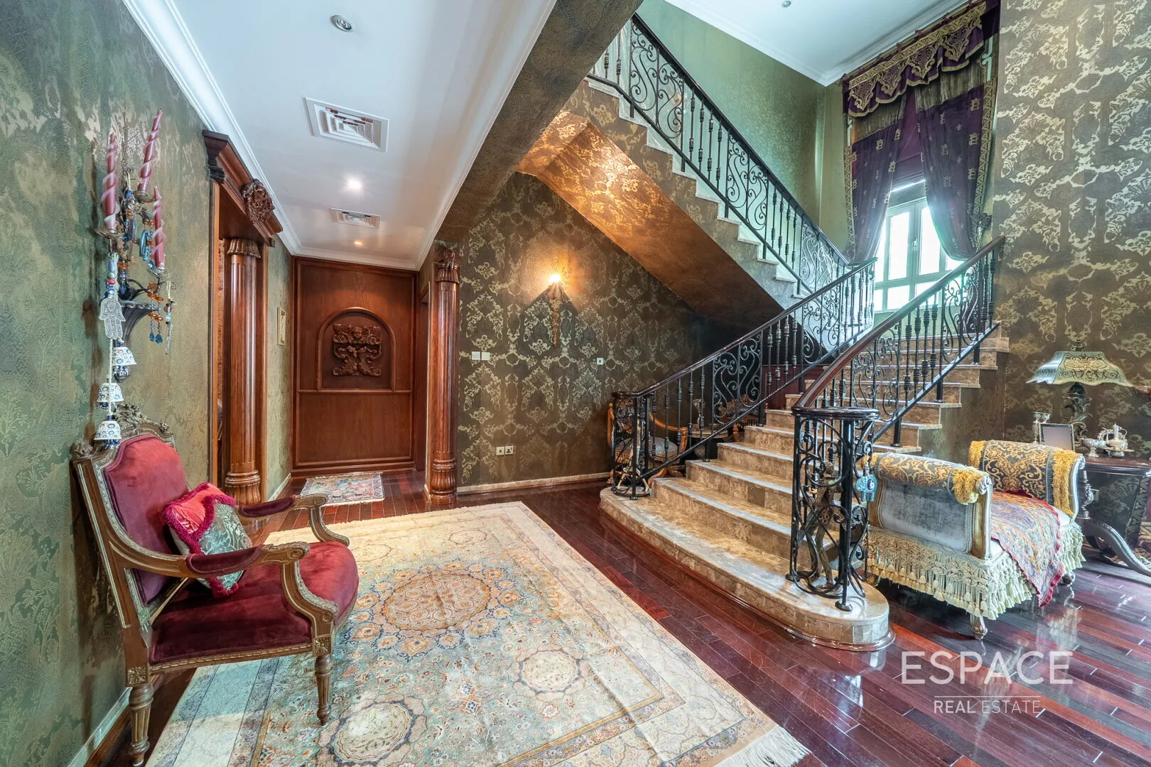 PropertiesGalleryCamera