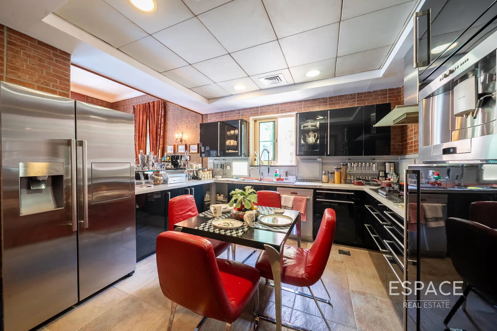 PropertiesGalleryCamera