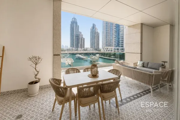 Marina Tower, Dubai Marina, Dubai - Espace