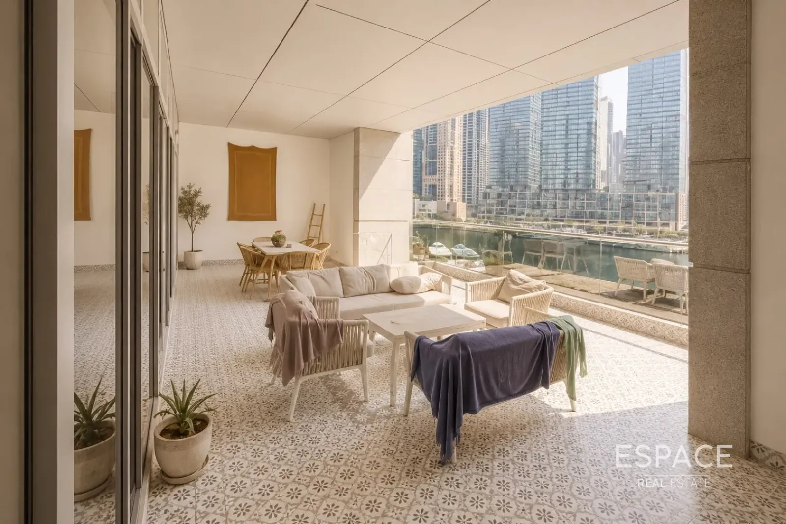PropertiesGalleryCamera