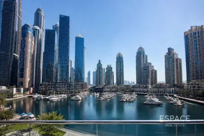 Marina Tower, Dubai Marina, Dubai - Espace