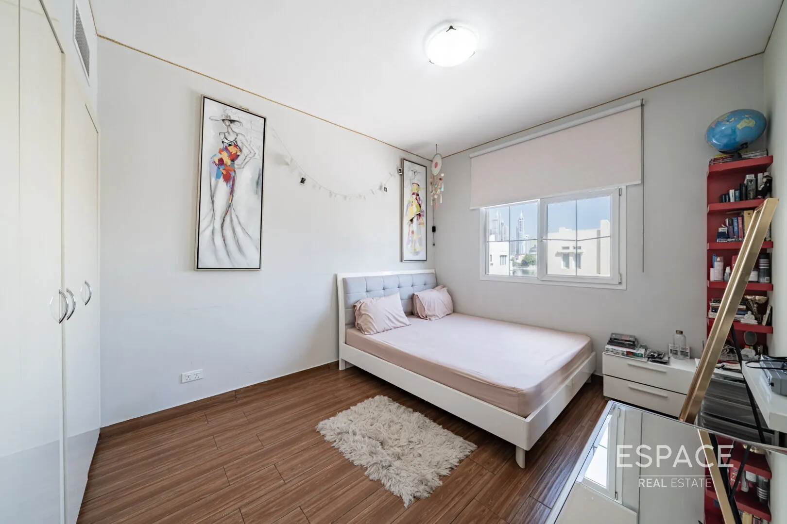 PropertiesGalleryCamera