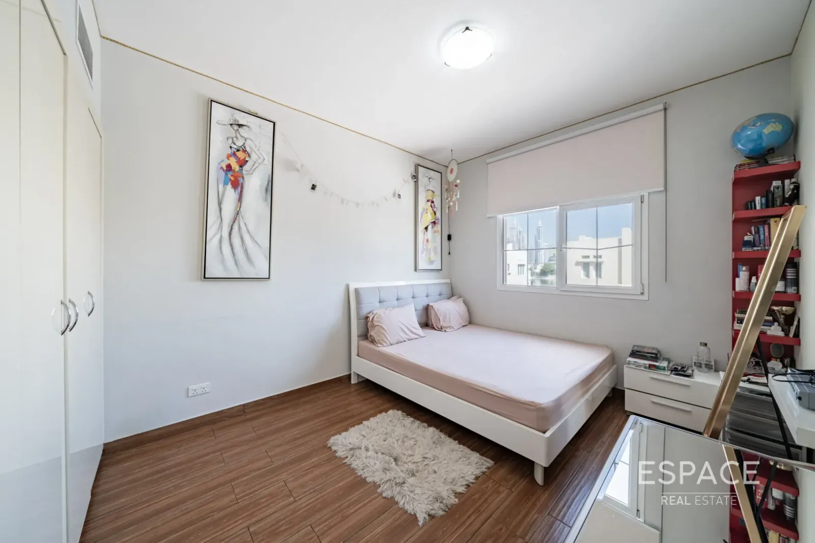 PropertiesGalleryCamera