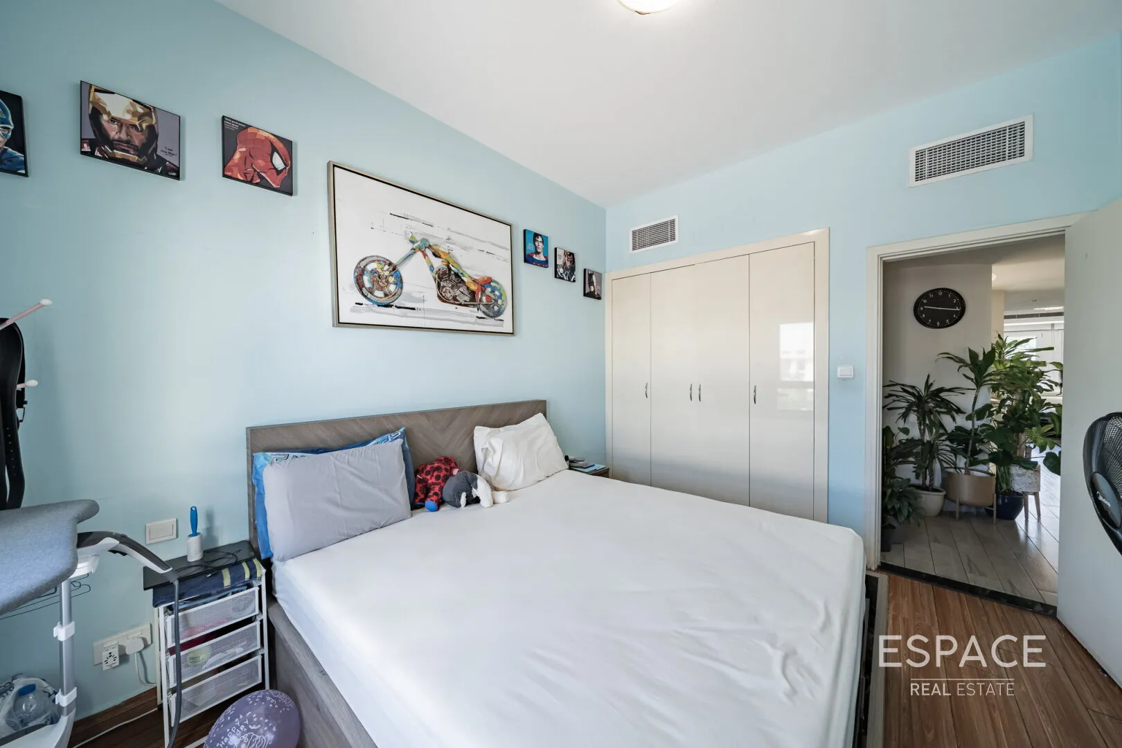 PropertiesGalleryCamera