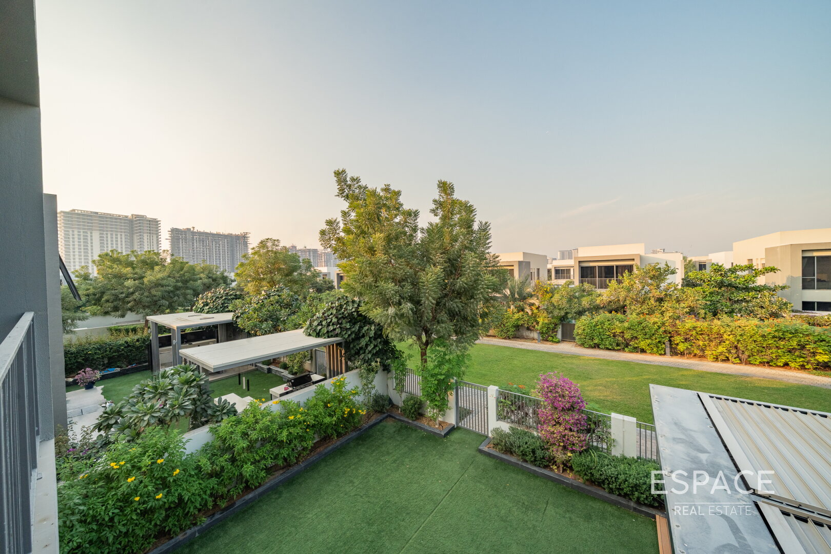 PropertiesGalleryCamera