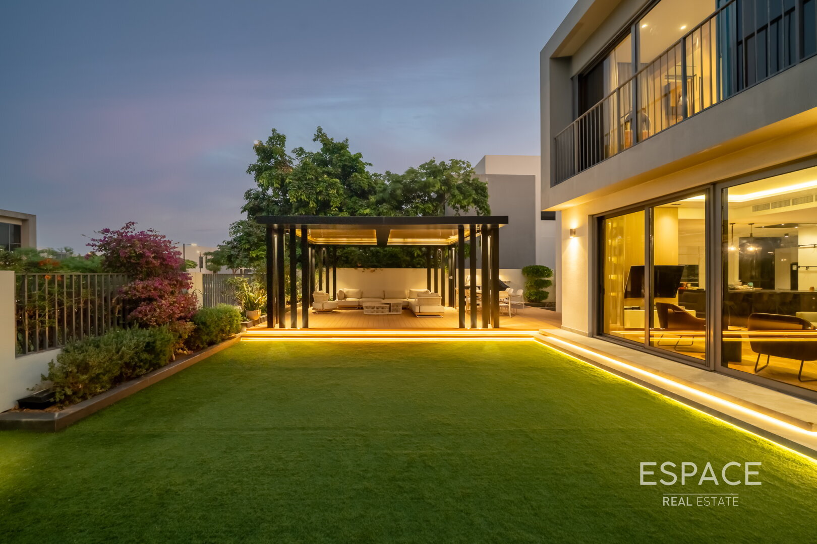 single static gallery