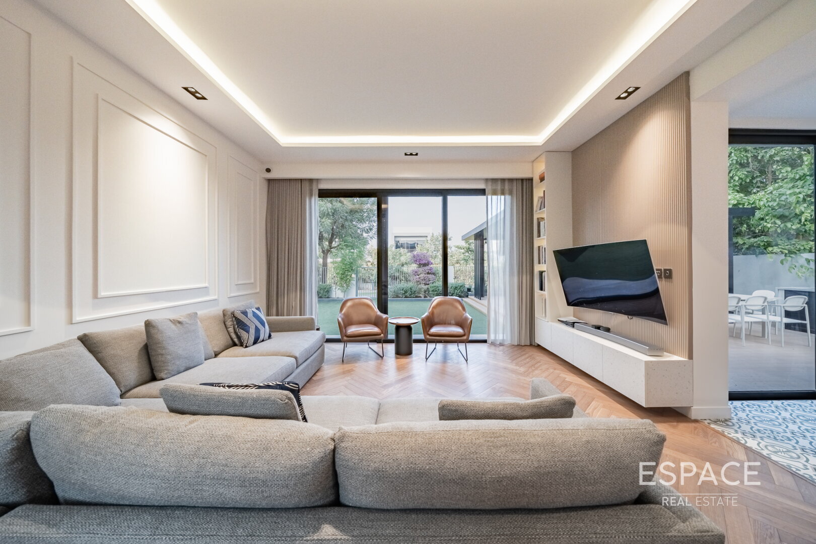 single static gallery