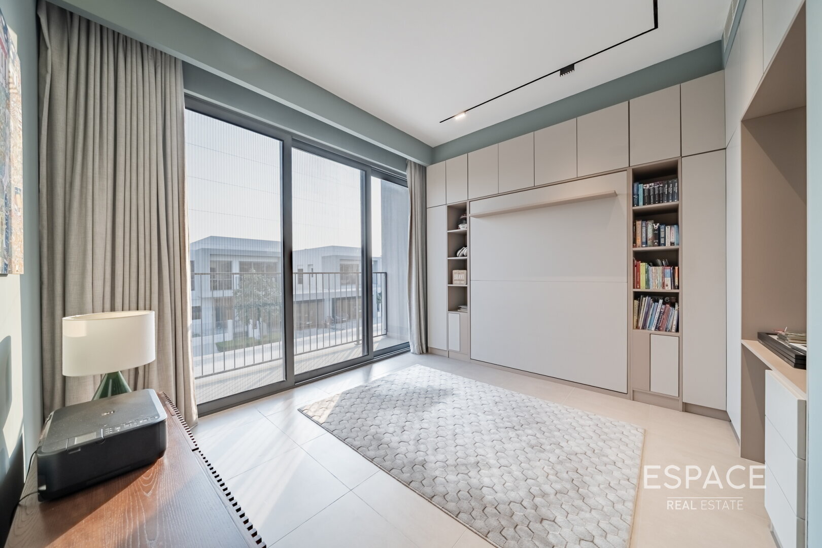 PropertiesGalleryCamera