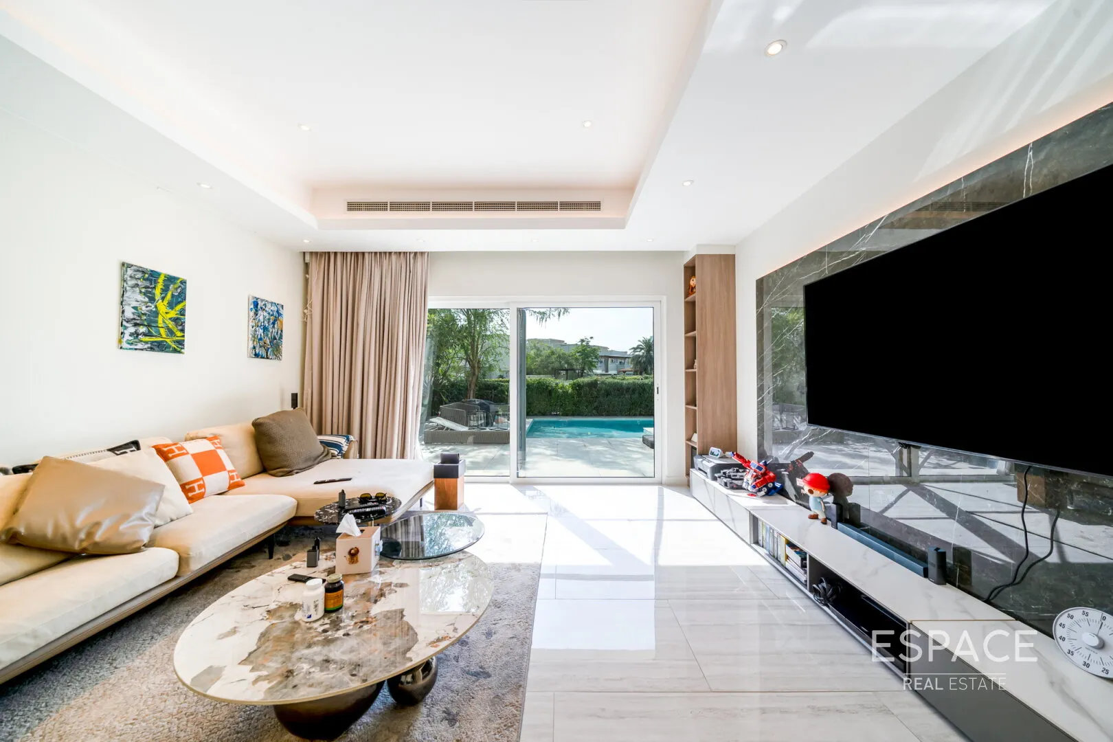 single static gallery