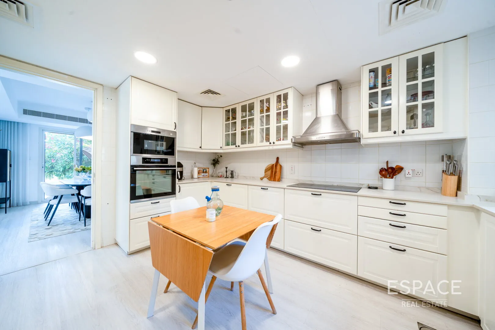 single static gallery