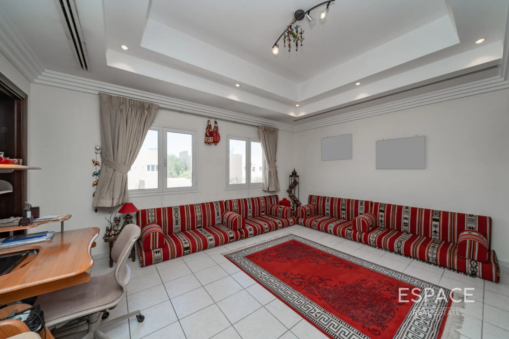 PropertiesGalleryCamera