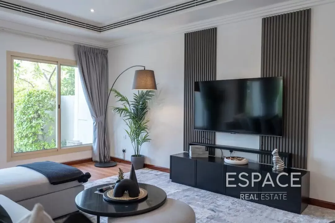 single static gallery