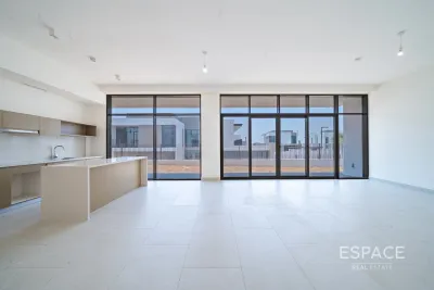 Tilal Al Furjan - Phase 2, Al Furjan, Dubai - Espace
