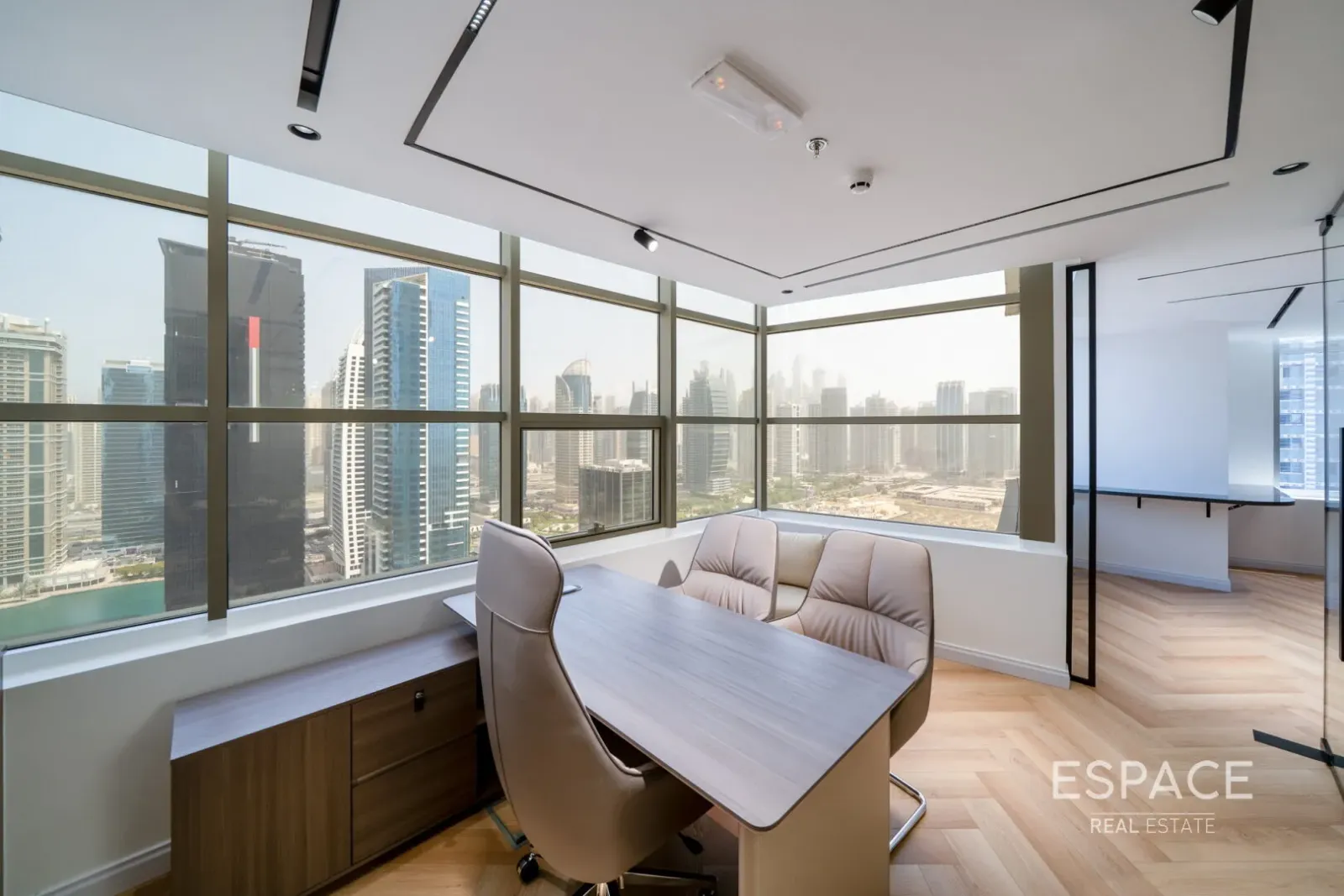 PropertiesGalleryCamera