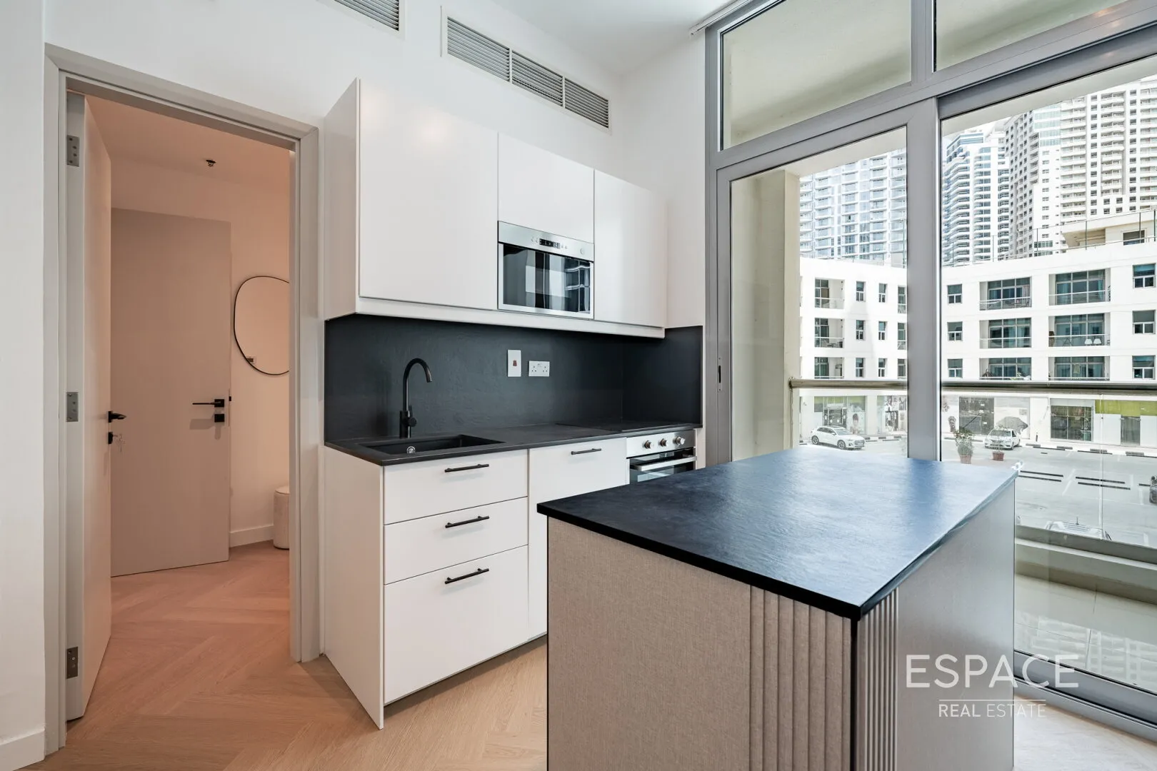 single static gallery