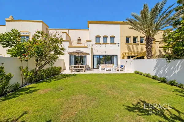 Springs 9, Springs, Dubai - Espace