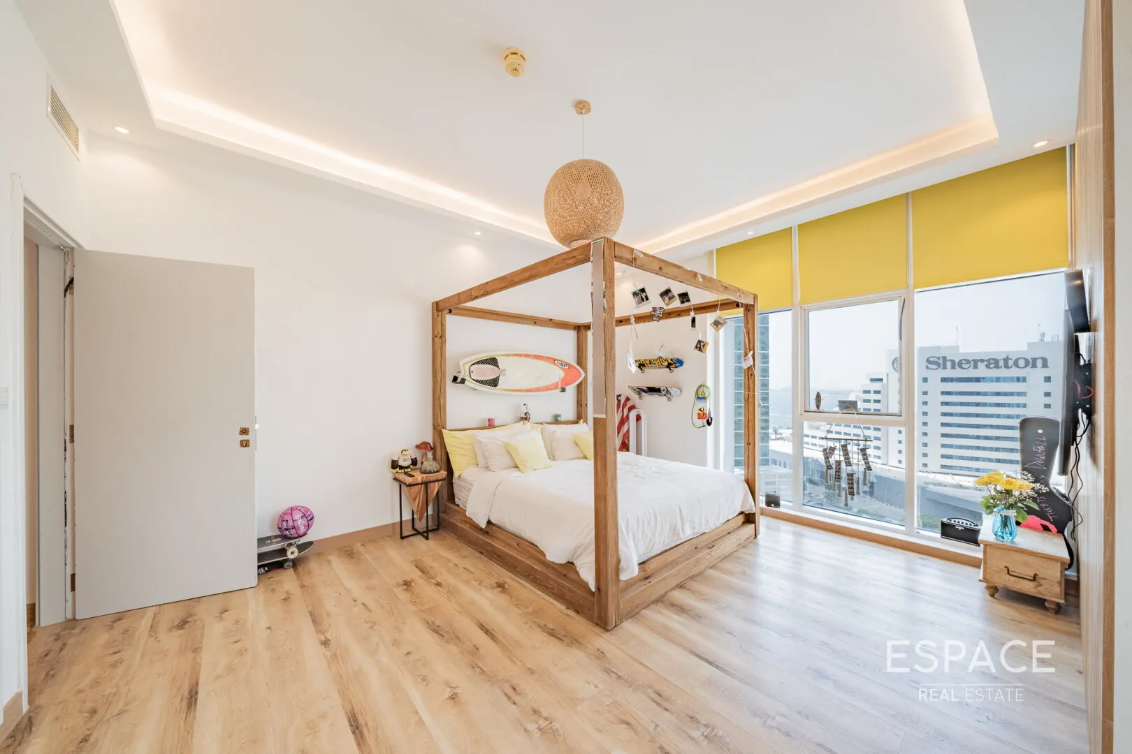 PropertiesGalleryCamera