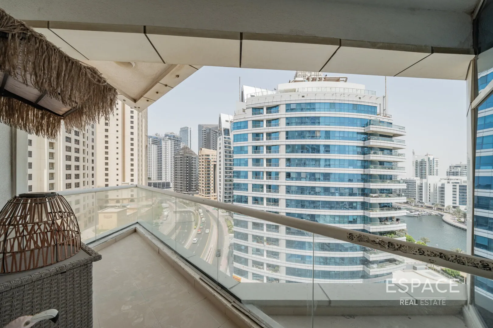 PropertiesGalleryCamera