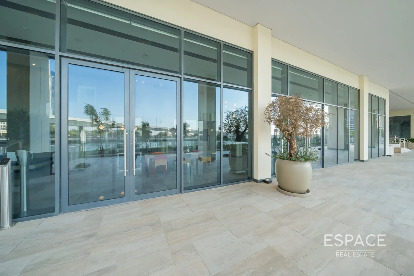 PropertiesGalleryCamera