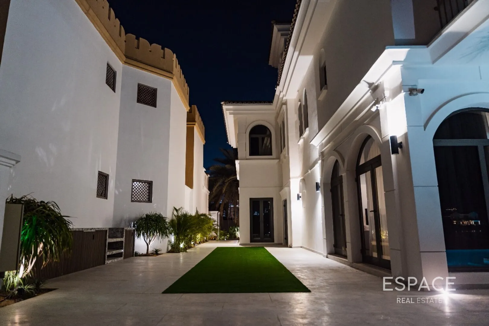 PropertiesGalleryCamera