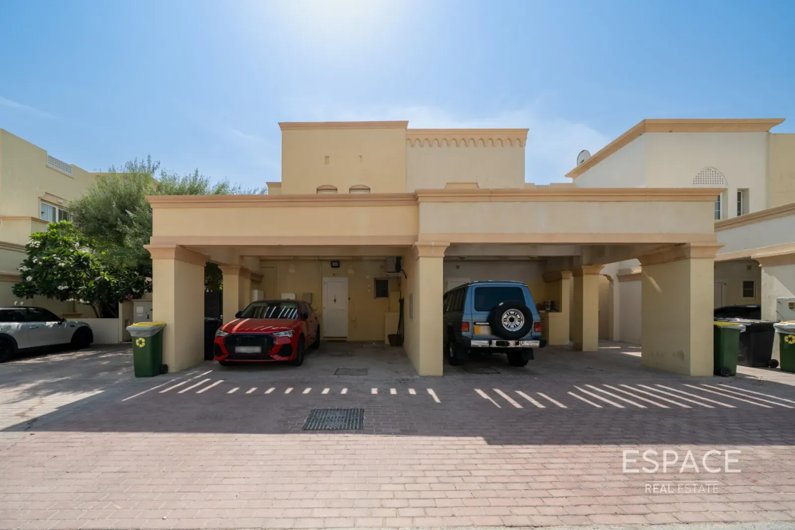 PropertiesGalleryCamera