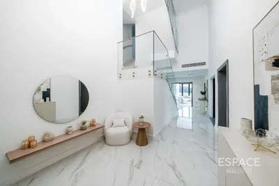 Frond M, Palm Jumeirah, Dubai - Espace