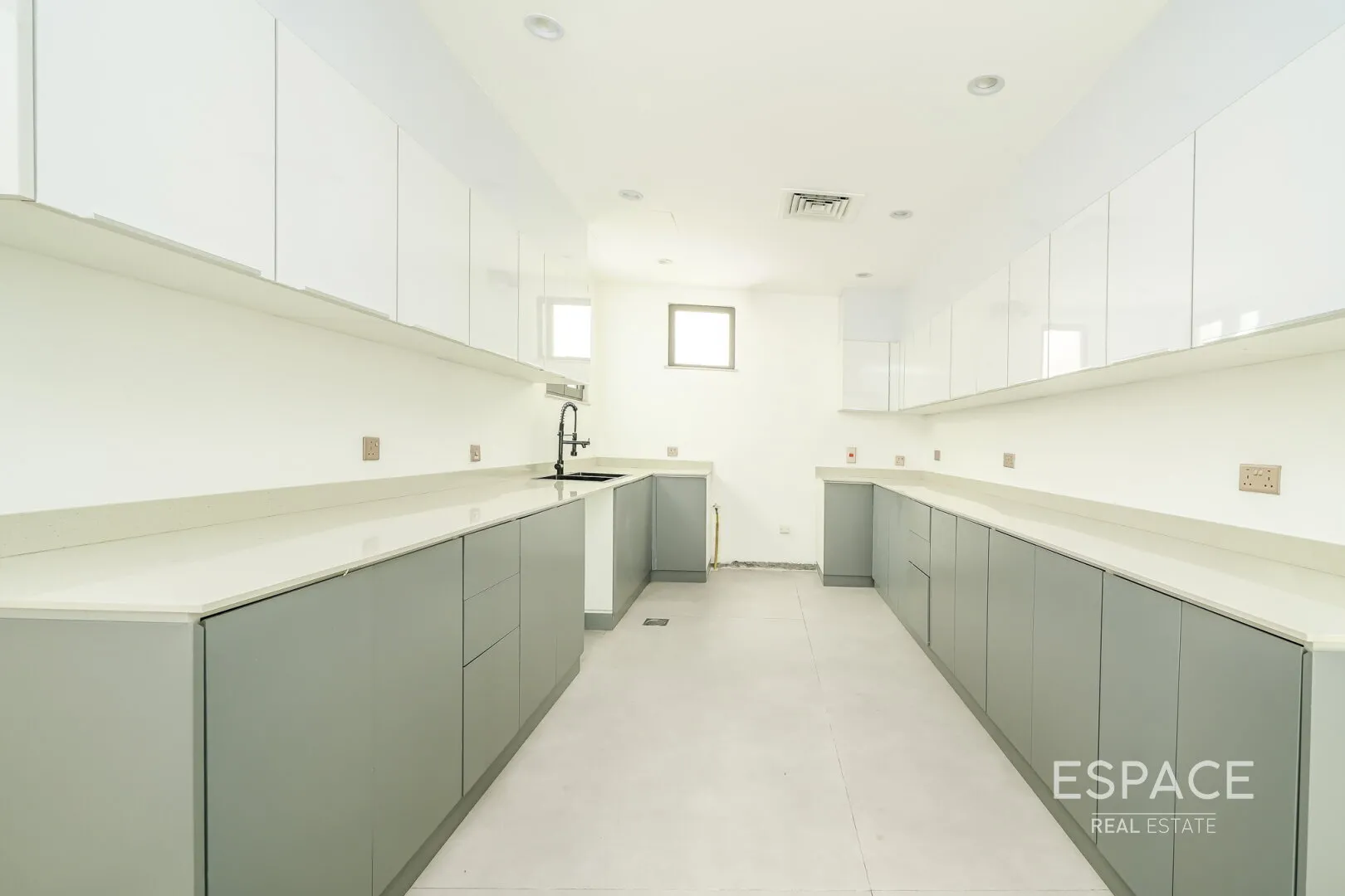 single static gallery