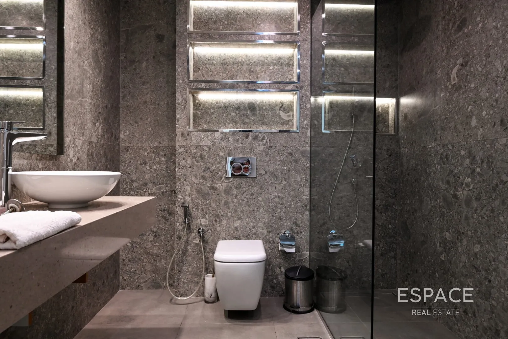 PropertiesGalleryCamera