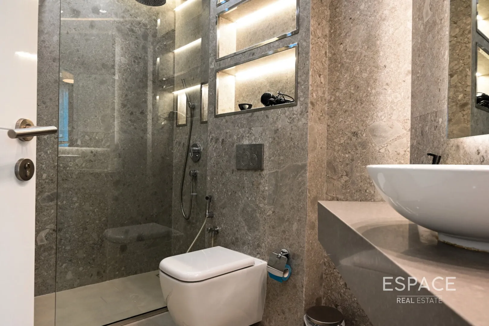 PropertiesGalleryCamera