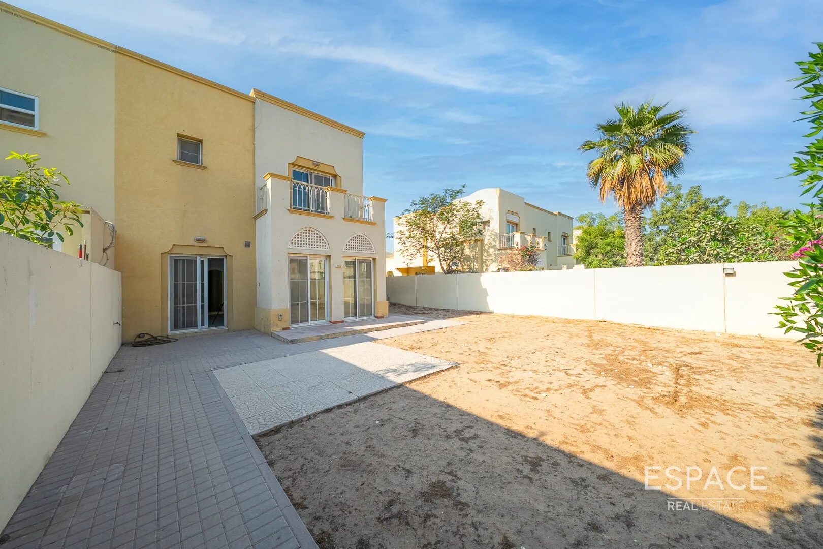 single static gallery