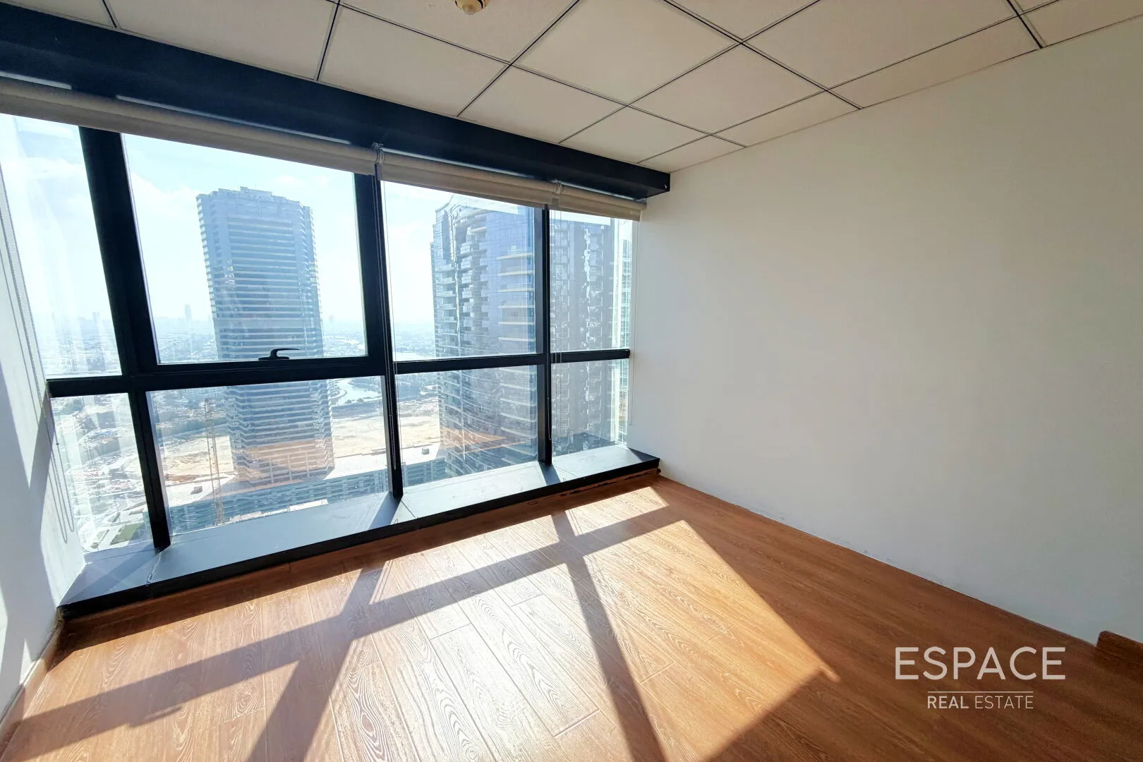 PropertiesGalleryCamera