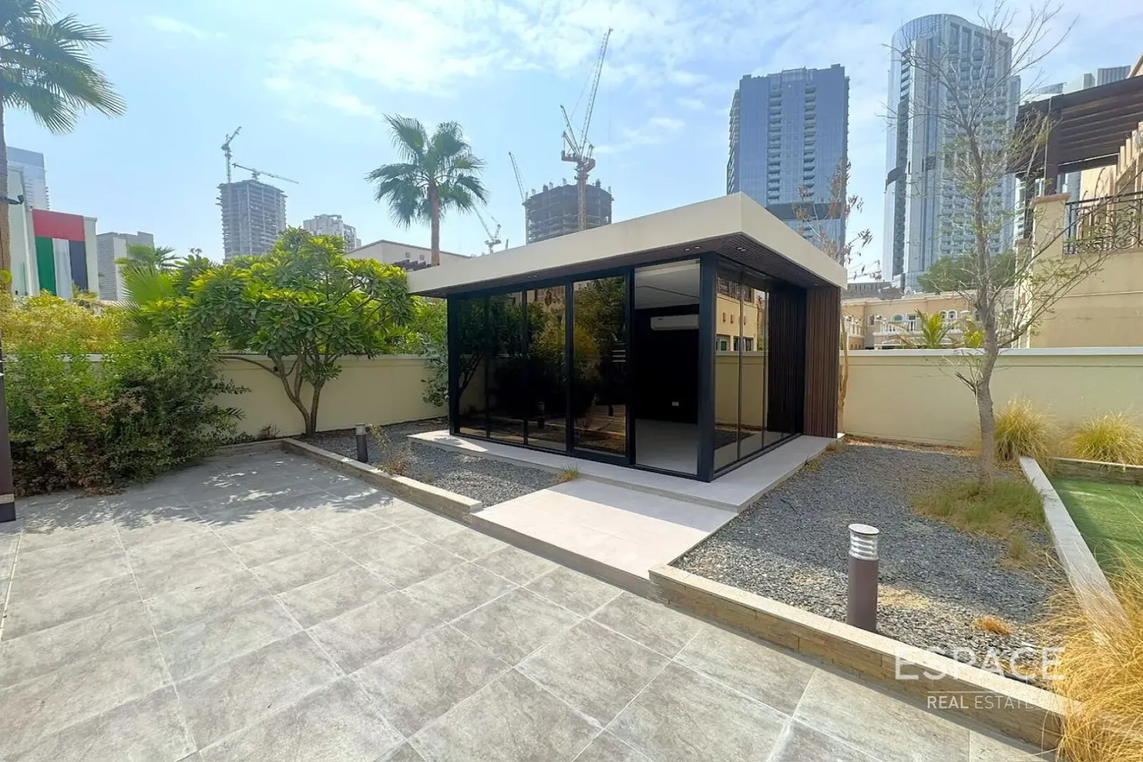 PropertiesGalleryCamera