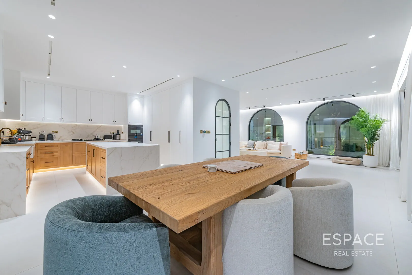 single static gallery