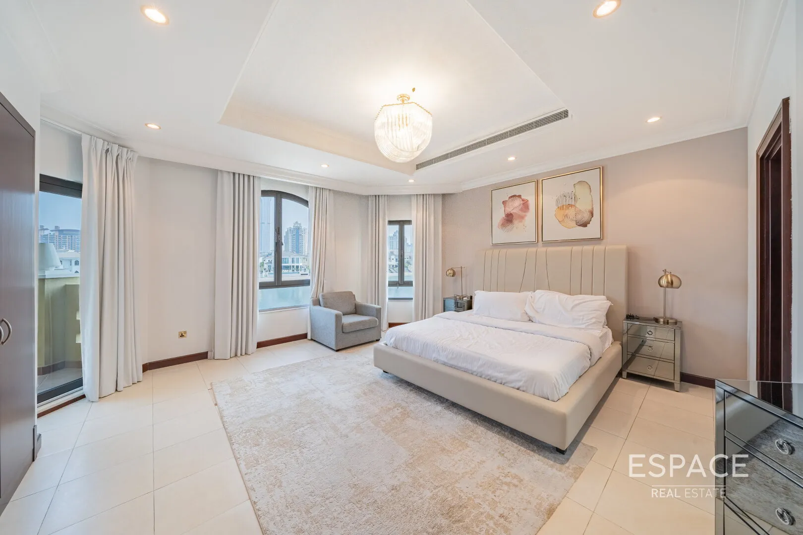 PropertiesGalleryCamera