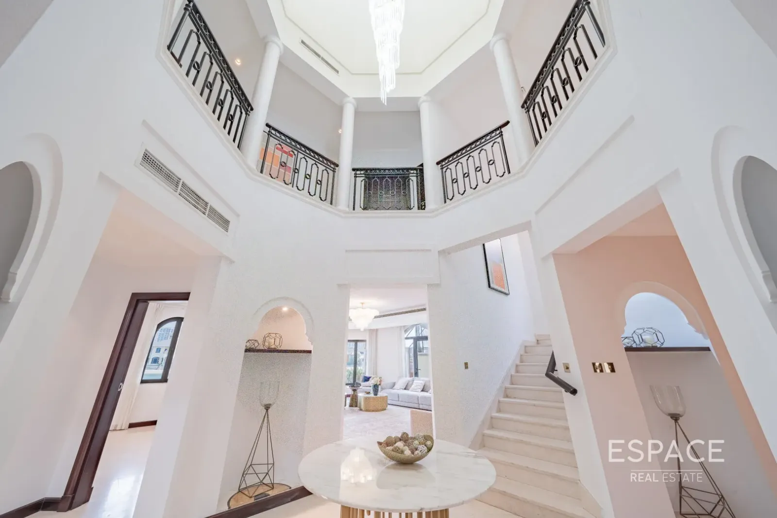 PropertiesGalleryCamera