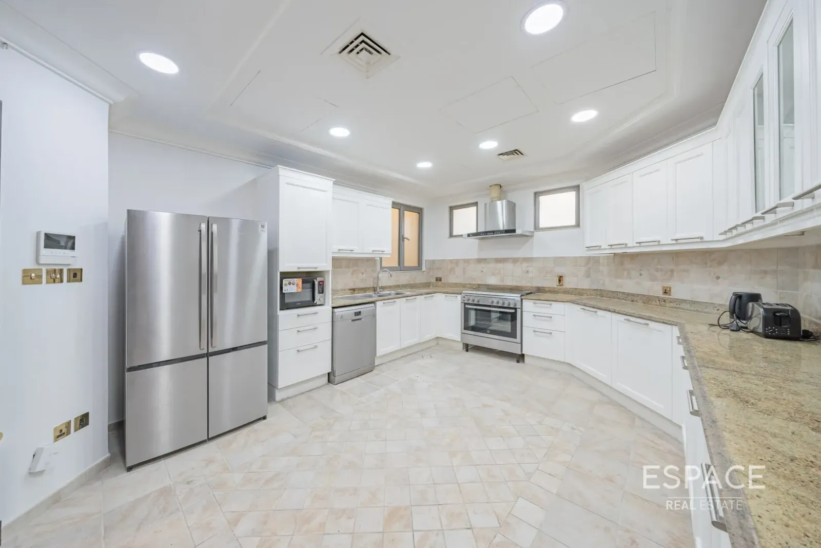 PropertiesGalleryCamera