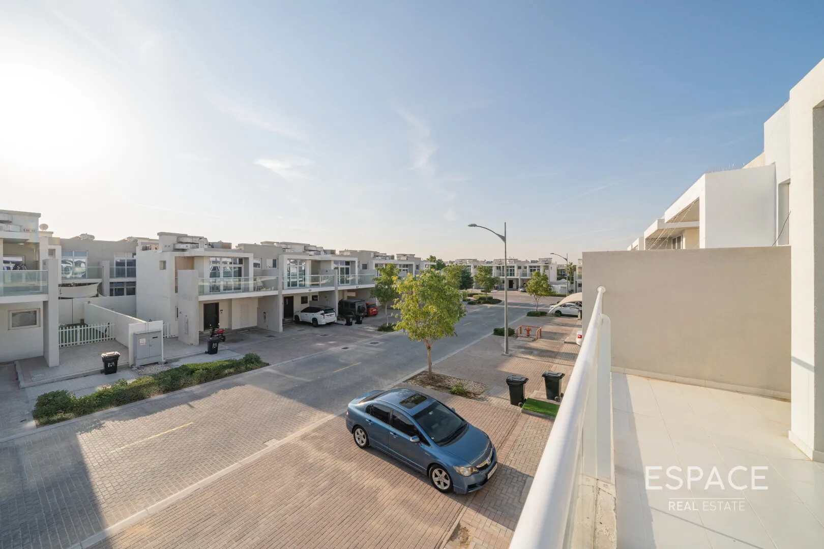 PropertiesGalleryCamera