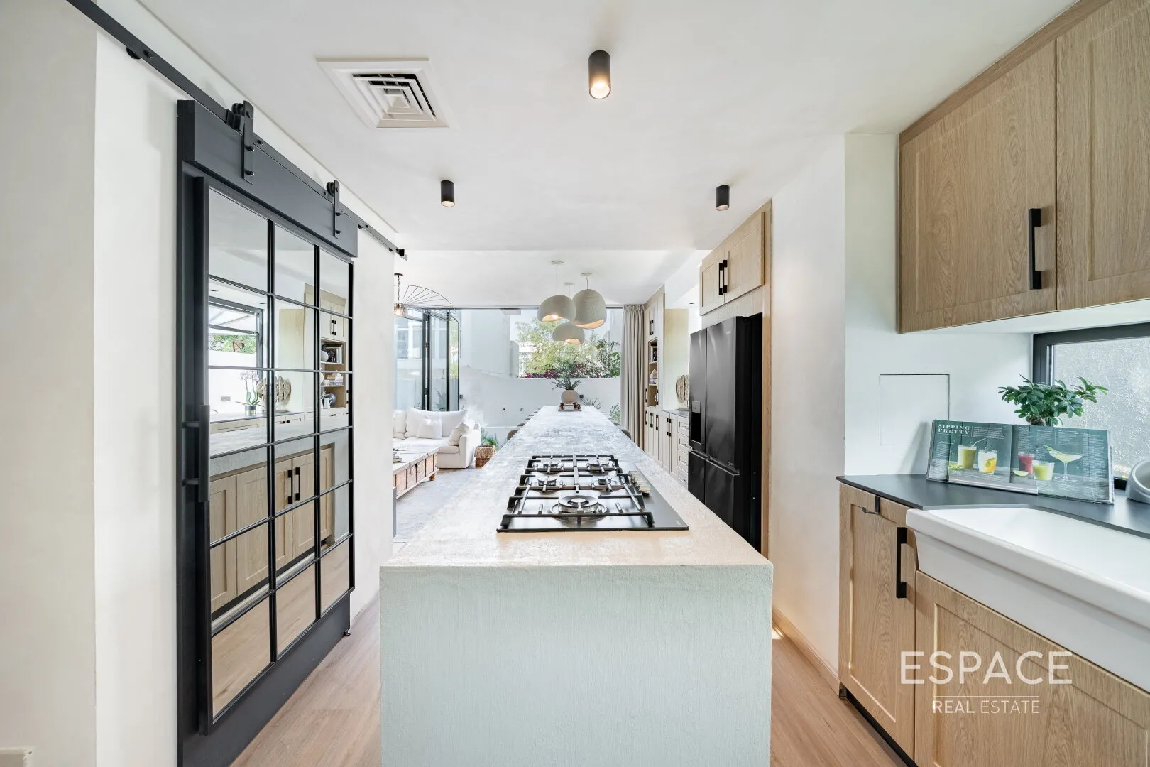 PropertiesGalleryCamera