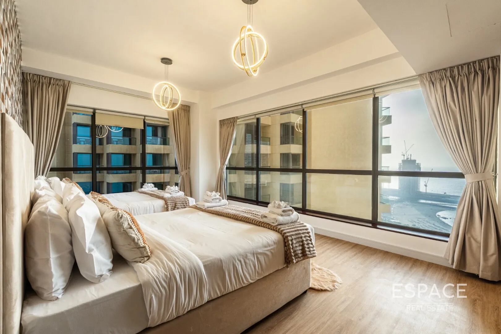 single static gallery